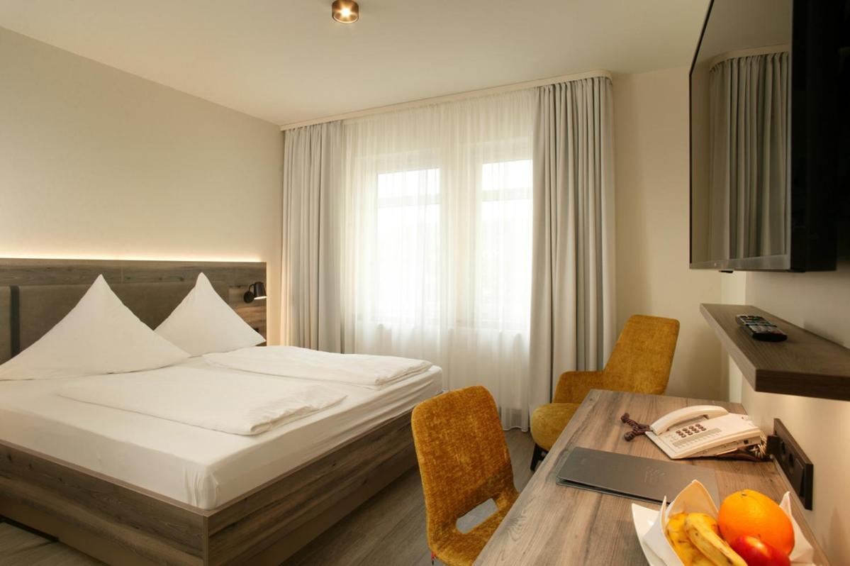 Hotel Sonne Garni Rudersberg Bagian luar foto